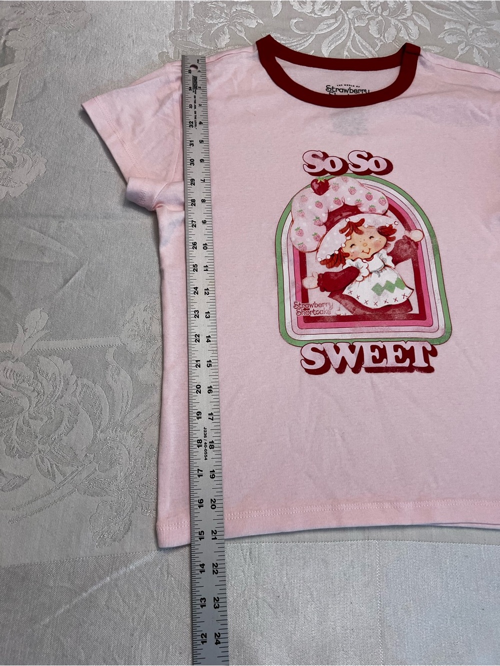 Strawberry Shortcake Size 12/14 Women's Graphic T-shirt NWT - Picture 6 of 9